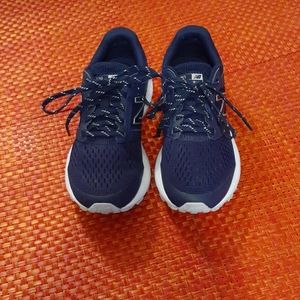 New Balance 520 V5 ComfortRide Sneakers